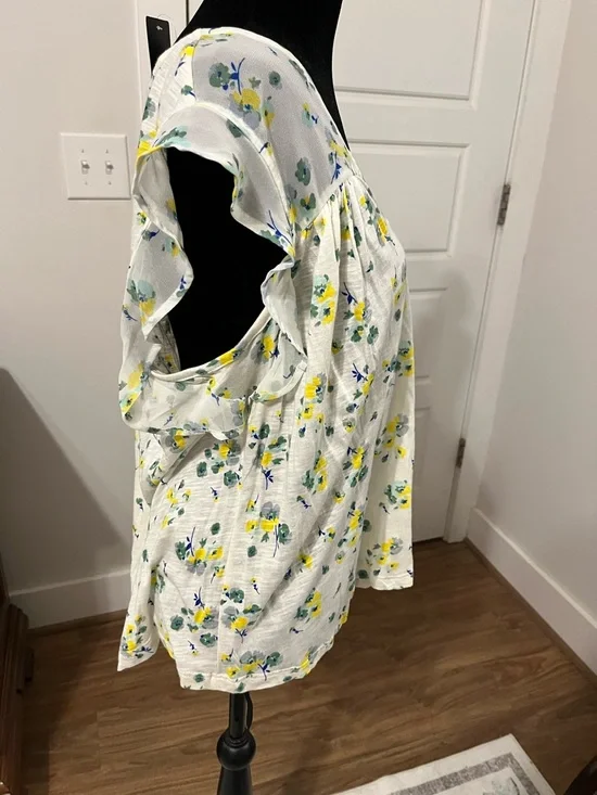 Women’s Lucky Brand Floral Short Sleeved Top Size XL NWT - Picture 4 of 5